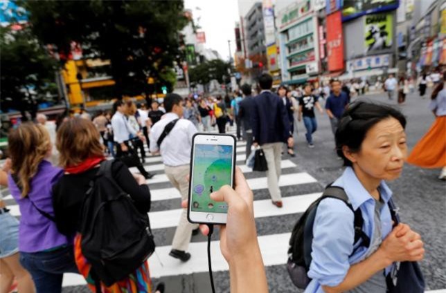 Nhật Bản: Mải bắt Pokemon Go, tài xế xe tải đâm chết người đi bộ