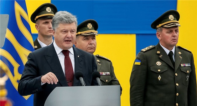 Tổng thống Poroshenko tố Nga muốn "thôn tính" cả Ukraine