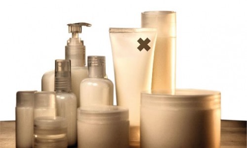 Phạt cơ sở sản xuất mỹ phẩm chứa chất cấm 120 triệu đồng