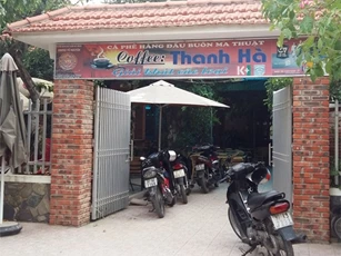 Kinh hoàng côn đồ dùng súng thanh toán nhau tại quán cà phê
