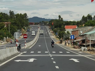 Ngân hàng Nhà nước cảnh báo rủi ro cho vay BOT, BT giao thông