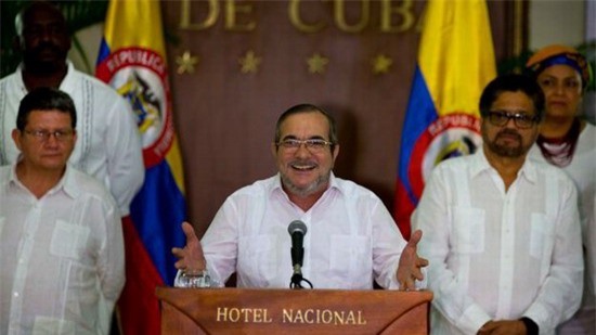 Phiến quân FARC tại Colombia tuyên bố bắt đầu ngừng bắn
