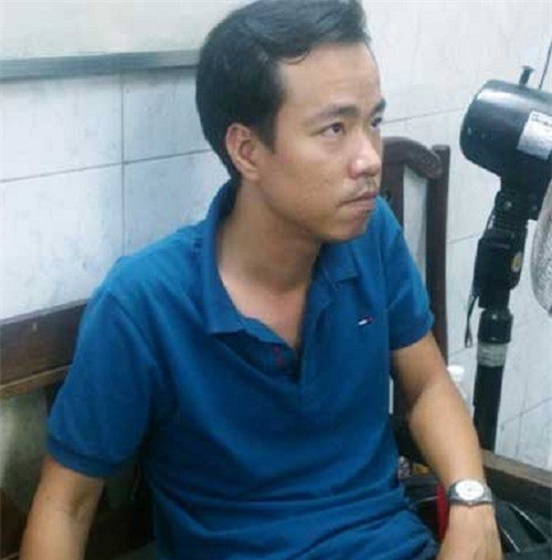 Tài xế Uber dí dao khống chế, cướp tài sản của bà bầu