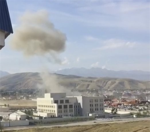 Đánh bom xe liều chết ở đại sứ quán Trung Quốc tại Kyrgyzstan