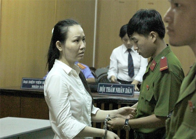 Phó giám đốc công ty Nguyễn Kim nhận 8 năm tù vì tội lừa đảo