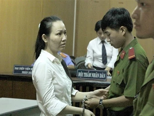 Phó giám đốc công ty Nguyễn Kim nhận 8 năm tù vì tội lừa đảo