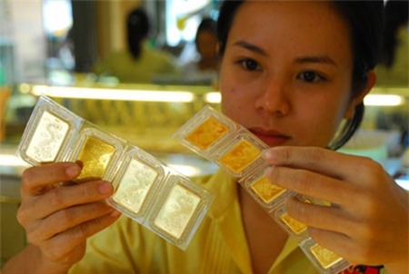 Giá vàng chiều 1/9: Sốc vì vàng