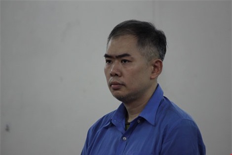 Người đàn ông Singagore lĩnh án vì si tình cô gái Việt