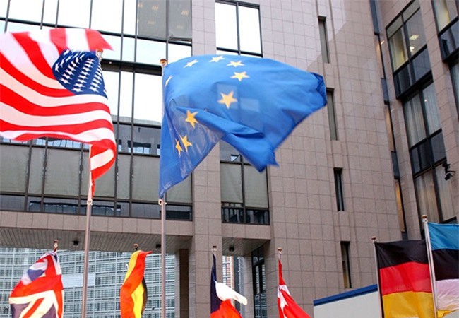 Ukraine mở rộng các biện pháp trừng phạt Nga