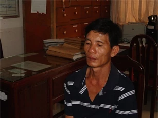 Ghen tuông, chồng hờ sát hại vợ bằng nhiều nhát dao