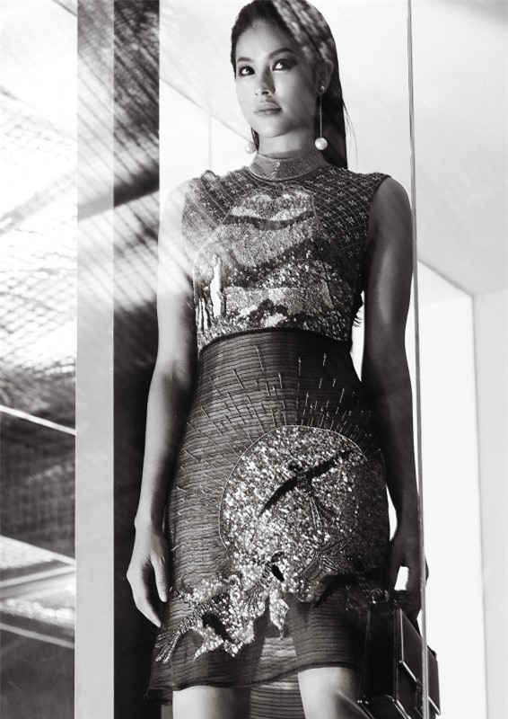 Hình ảnh quyến rũ của hoa hậu Phạm Hương trước đêm chung kết The Face