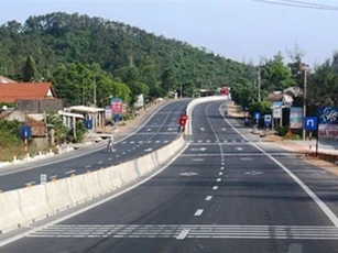 Xây dựng tuyến tránh quốc lộ 1 qua Đèo Con
