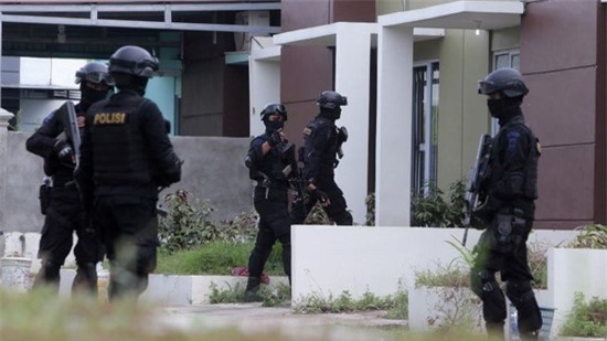 Bắt đối tượng khủng bố âm mưu tấn công Singapore bằng rocket