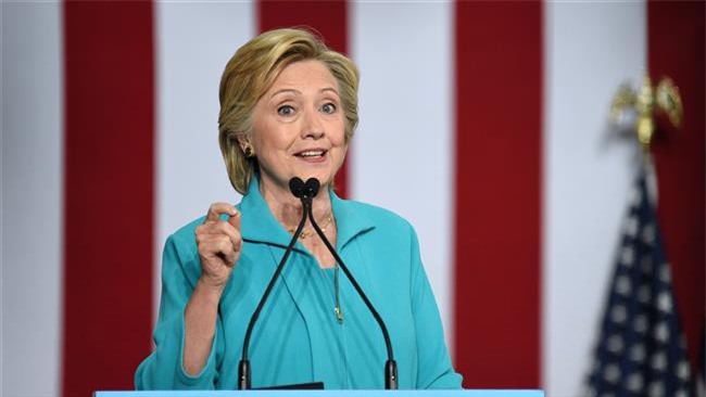 Clinton nói "không" với chuyến thăm Mexico