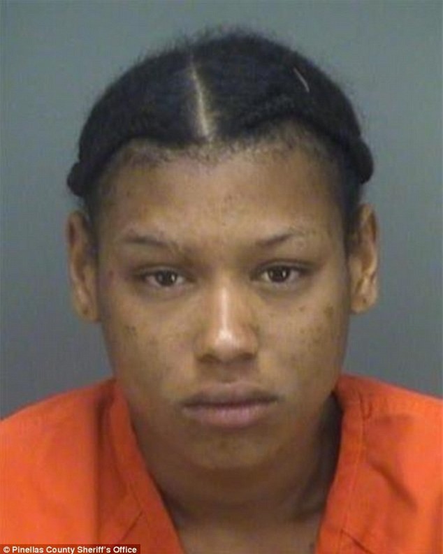 Thiếu nữ đốt xe người yêu cũ để trả thù và cái kết bất ngờ