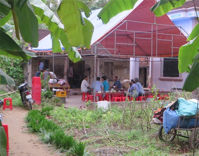 Nghi án con trai giết dã man cha ruột ở Nghệ An