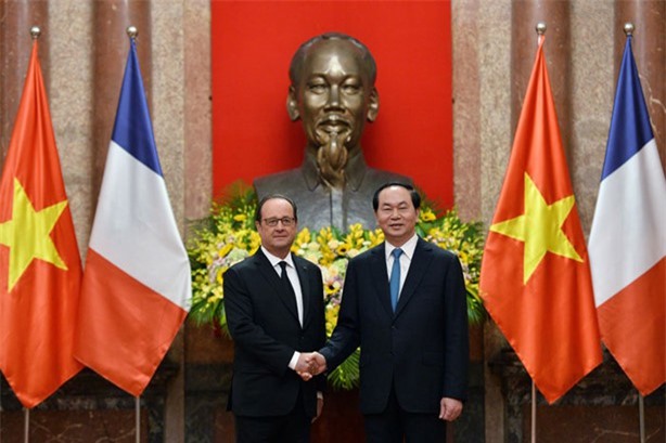 Truyền thông Pháp ca ngợi chuyến thăm Việt Nam của Tổng thống Hollande