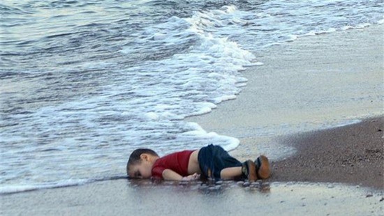 UNICEF: 28 triệu trẻ em bị "đẩy ra đường" do xung đột bạo lực