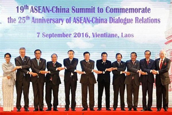 ASEAN và Trung Quốc cam kết kiềm chế, tránh xung đột ở Biển Đông