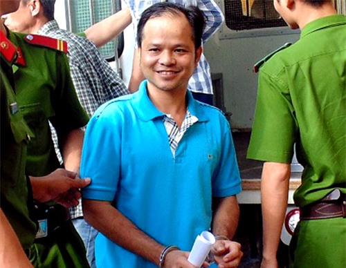 Vụ án chai nước có ruồi: Gài bẫy hay không?