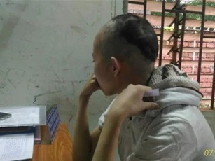 Ghen tuông, Giám đốc làm nhục người tình trong khách sạn