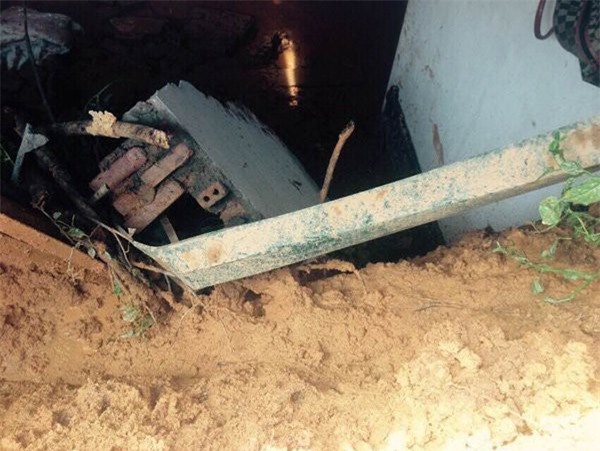 Lào Cai: Mưa lớn, lở đất đá 2 người thương vong