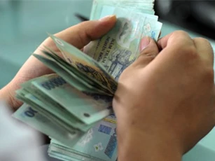 Trưởng Ban Tổ chức Thành uỷ bị đình chỉ công tác vì ăn chặn tiền