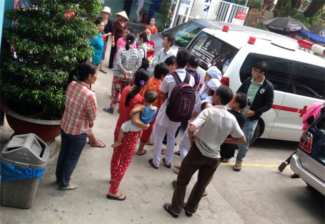 Ngã vào chậu nước, bé gái 1 tuổi chết thương tâm