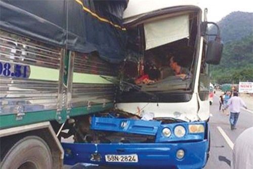 Chưa có kết luận chính thức vụ tài xế cứu xe khách mất phanh