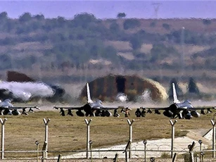 NATO tăng cường hiện diện quân sự ở Thổ Nhĩ Kỳ