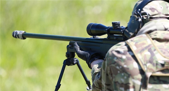 Lính bắn tỉa Mỹ tiêu diệt 4 tên IS bằng một viên đạn