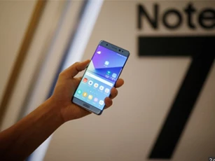 Các hãng bay dừng cấp sạc pin trên máy bay đối với Galaxy Note7
