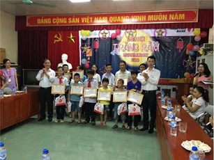 Maritime Bank tổ chức “Đêm hội trăng rằm 2016” và trao học bổng cho học sinh nghèo hiếu học