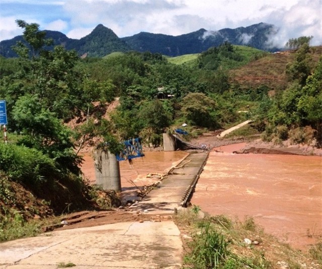 Thủ tướng Chính phủ chỉ đạo khắc phục hậu quả mưa lũ do bão số 4