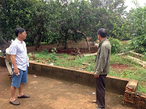 Cưỡng chế đất, thượng úy công an bị đâm thủ bụng