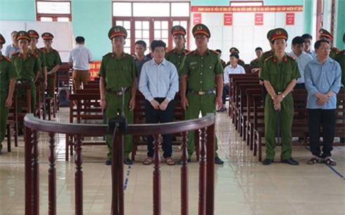 Tráng A Tàng nhận hết tội, các bị cáo khai gì tại tòa?