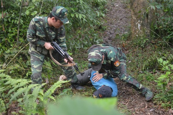 Mở các đợt cao điểm tấn công tội phạm ma túy tuyến biên giới