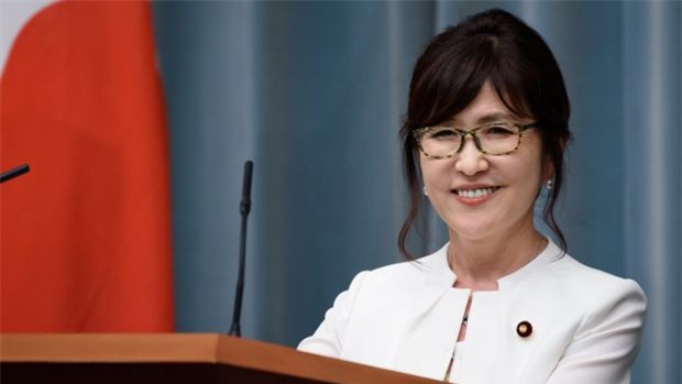Nữ Bộ trưởng Quốc phòng Nhật Bản giàu cỡ nào? 
