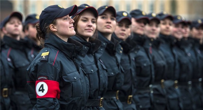 Tổng thống Putin cắt giảm 163.000 biên chế Bộ Nội vụ Nga