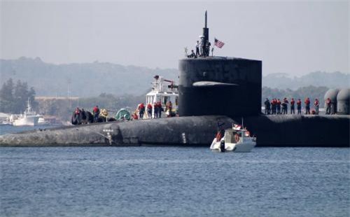 Philippines vừa "cần Mỹ" vừa muốn Nga giúp nâng sức mạnh quân sự