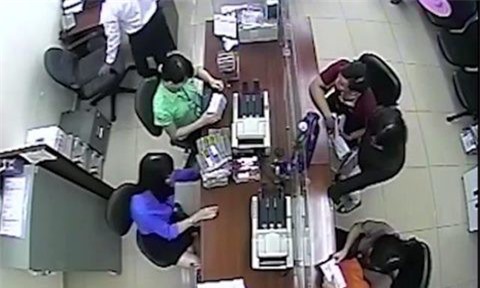 Qua mặt phòng công chứng lừa bán đất chiếm đoạt hơn 3,2 tỷ đồng