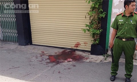 "Vung dao" đâm chết bạn vì bị nhắc không góp tiền nhậu