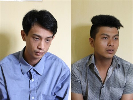 Kinh hoàng nhóm thanh niên dí dao vào cổ cô gái cướp iPhone