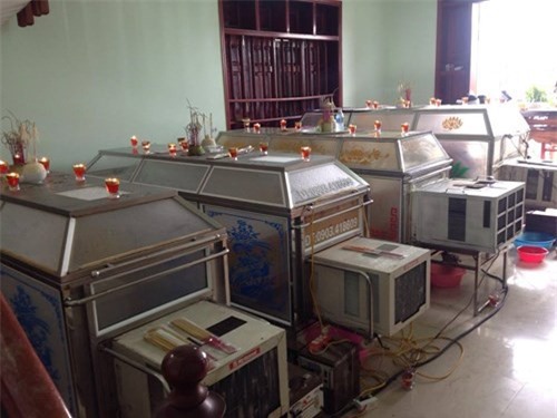 Cạn nước mắt trong đám tang 4 bà cháu bị thảm sát ở Quảng Ninh