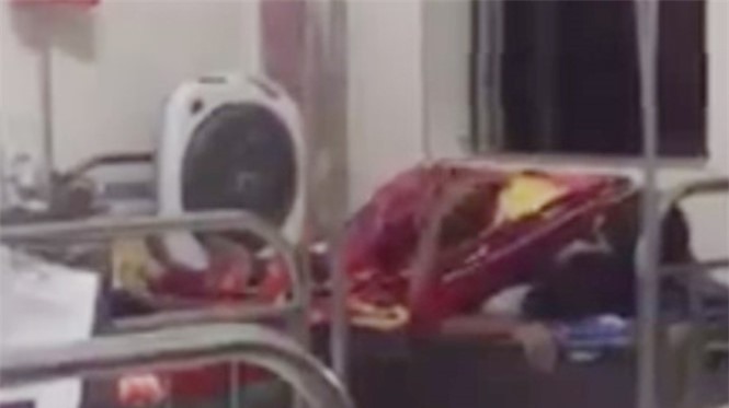 Hưng Yên: Cặp đôi "mây mưa" ngay tại giường bệnh