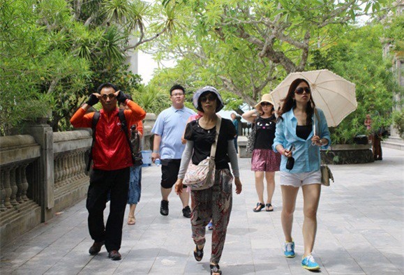 9 tháng, khách Trung Quốc đến Việt Nam bằng cả năm 2015