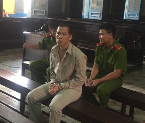 Đòi nợ 300 nghìn trước mặt đám đông, chủ nợ chết thảm