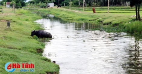 Liều mình cứu cháu gái, 2 bà cháu chết đuối dưới sông