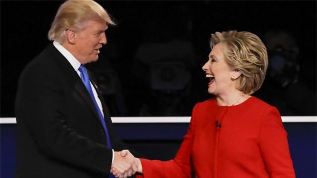 Tại sao Clinton thắng Trump trong cuộc "đấu trí" đầu tiên?
