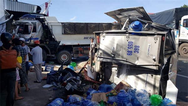 Xe ben gây tai nạn ở Bình Thuận, 2 người bị thương nặng